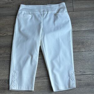 NWT Christopher And Banks Signature Slimming Perfect Pant Crop Ivory Sz 8 PETITE